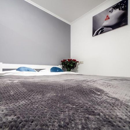 Apartments In Rynok Square Львів Екстер'єр фото